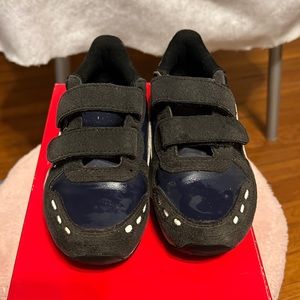 Puma shoes with Velcro